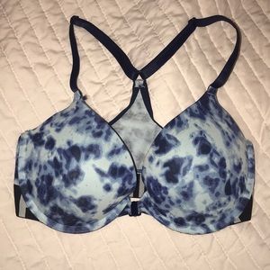 PINK Victoria’s Secret sports bra